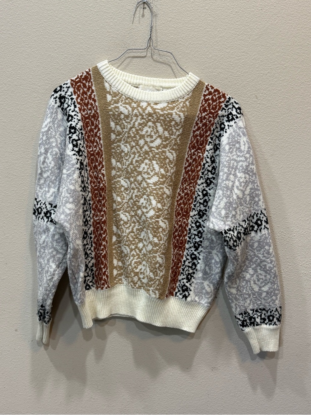 VINTAGE CARRIAGE COURT Multicolored Knit Floral Sweater